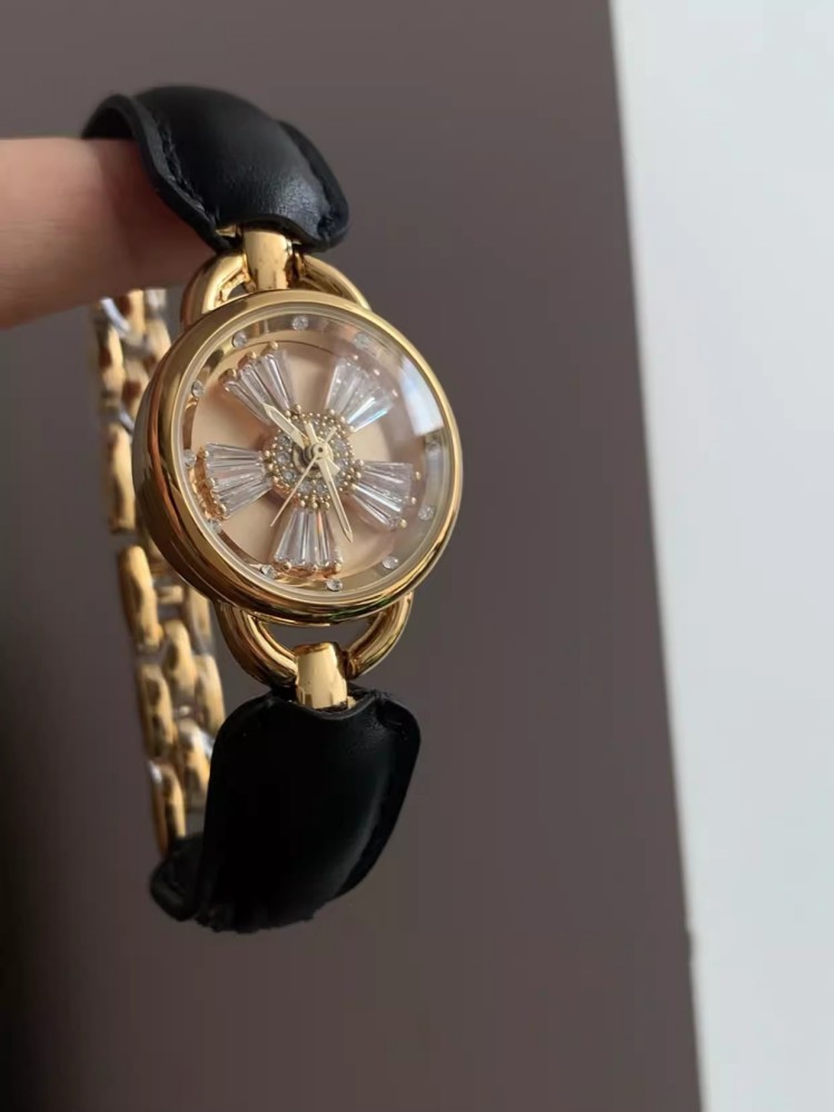 Relógio de Quartzo de Designer - Luxury Watch House avaliação e preço