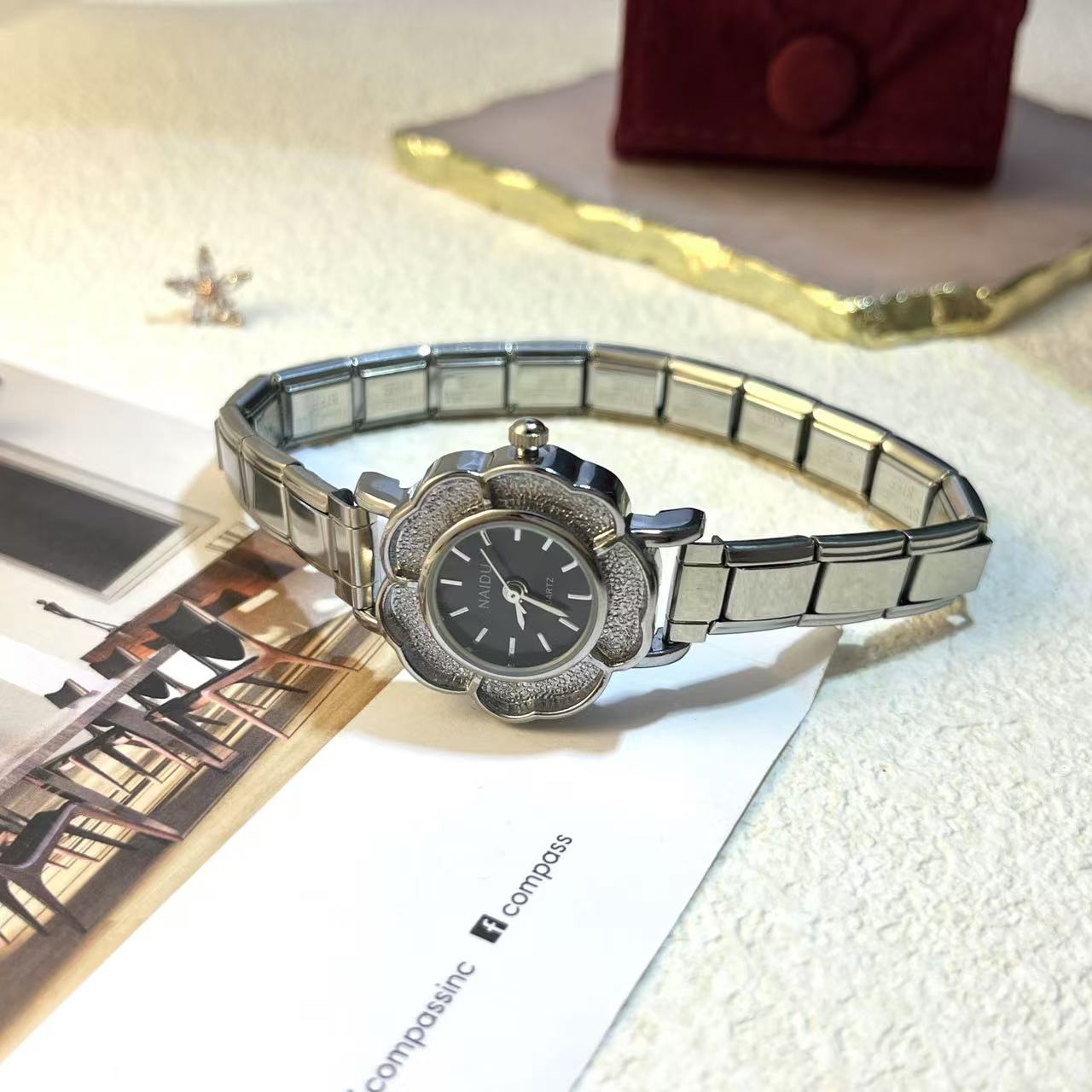 Relógios de quartzo femininos  - Luxury Watch Gift For Her avaliação e preço